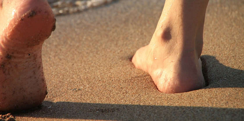 Te invitamos a conocer qué es “Earthing”. Te  sorprenderás.